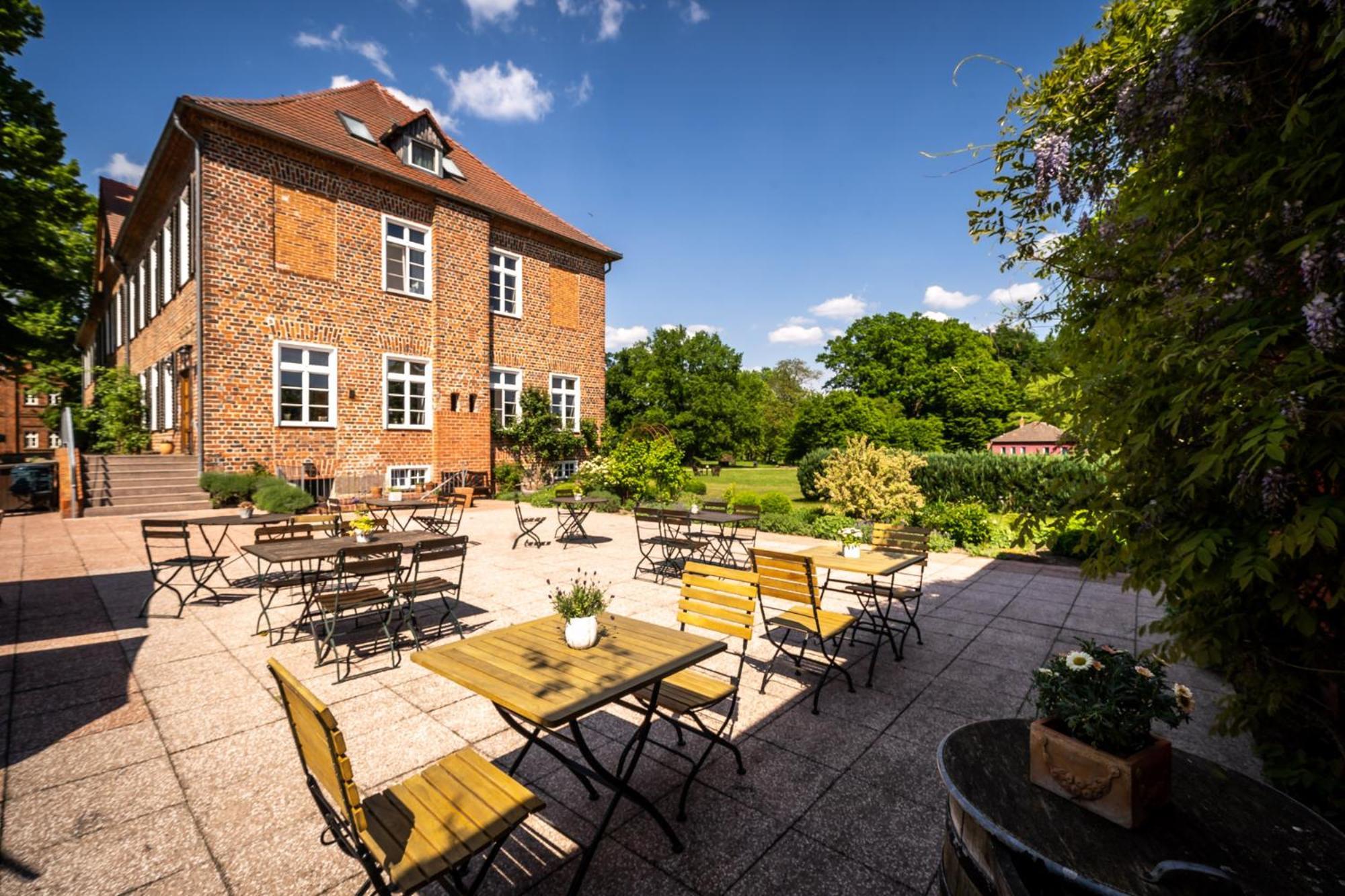 Romantik Hotel Gutshaus Ludorf Extérieur photo