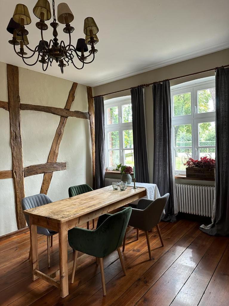 Romantik Hotel Gutshaus Ludorf Extérieur photo